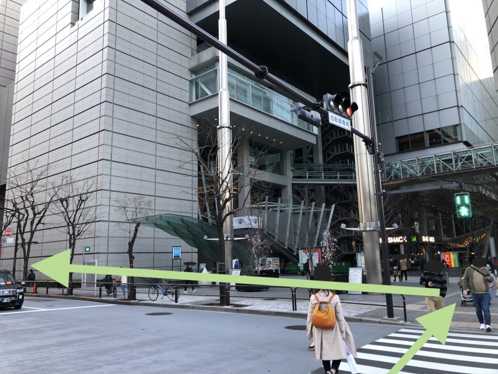 JR有楽町駅から帝国劇場へのアクセス画像2