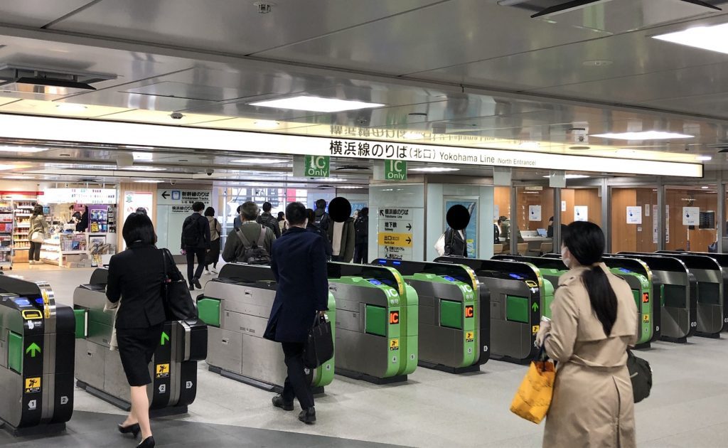 JR新横浜駅から横浜アリーナへのアクセス画像1