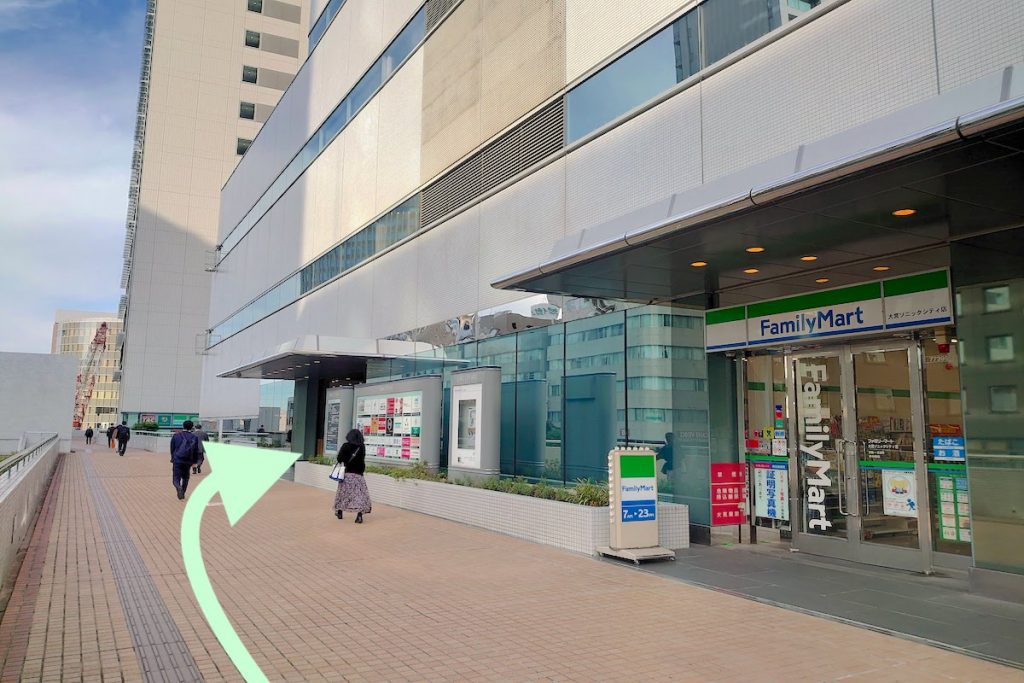 埼玉新都市交通ニューシャトル大宮駅から大宮ソニックシティへのアクセス画像12