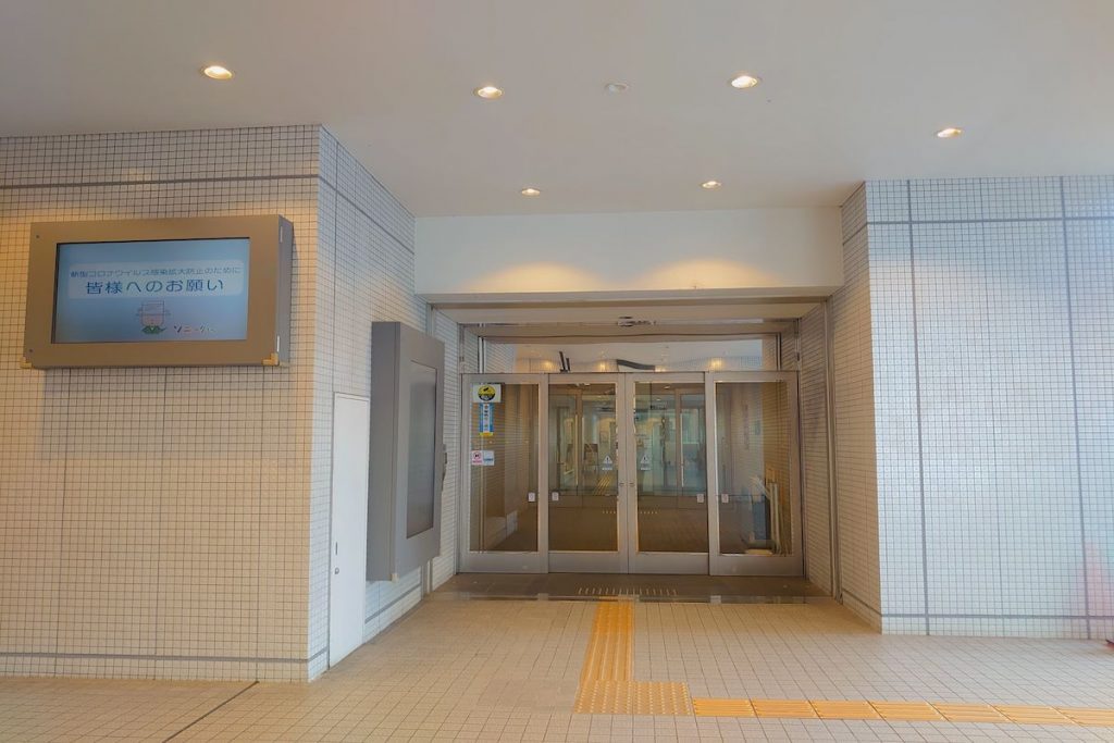 埼玉新都市交通ニューシャトル大宮駅から大宮ソニックシティへのアクセス画像11