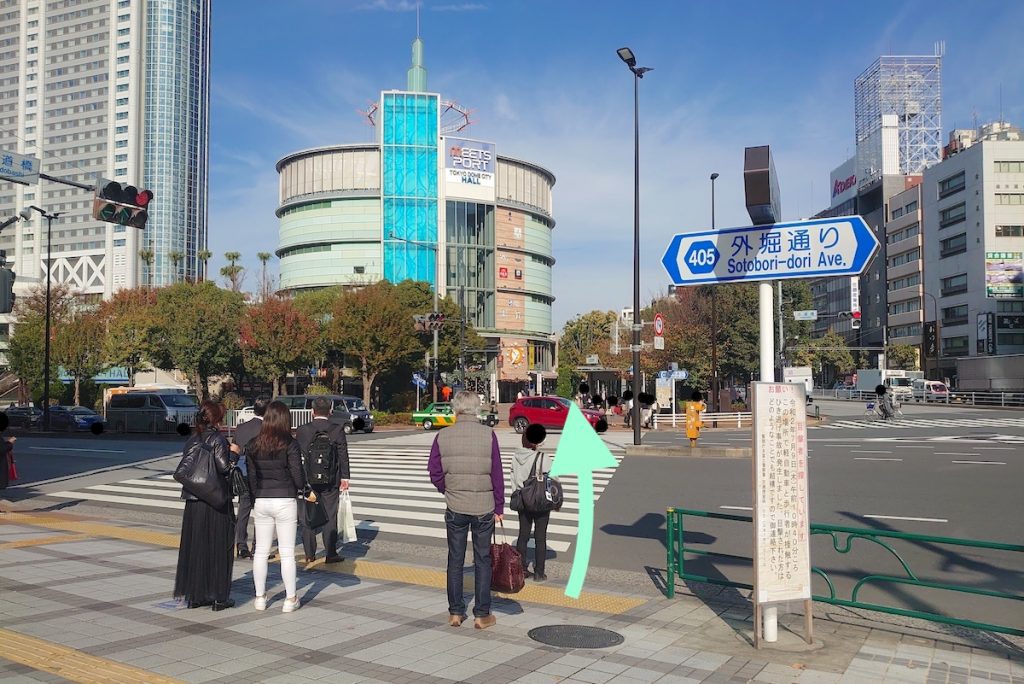JR水道橋駅から東京ドームへのアクセス画像2
