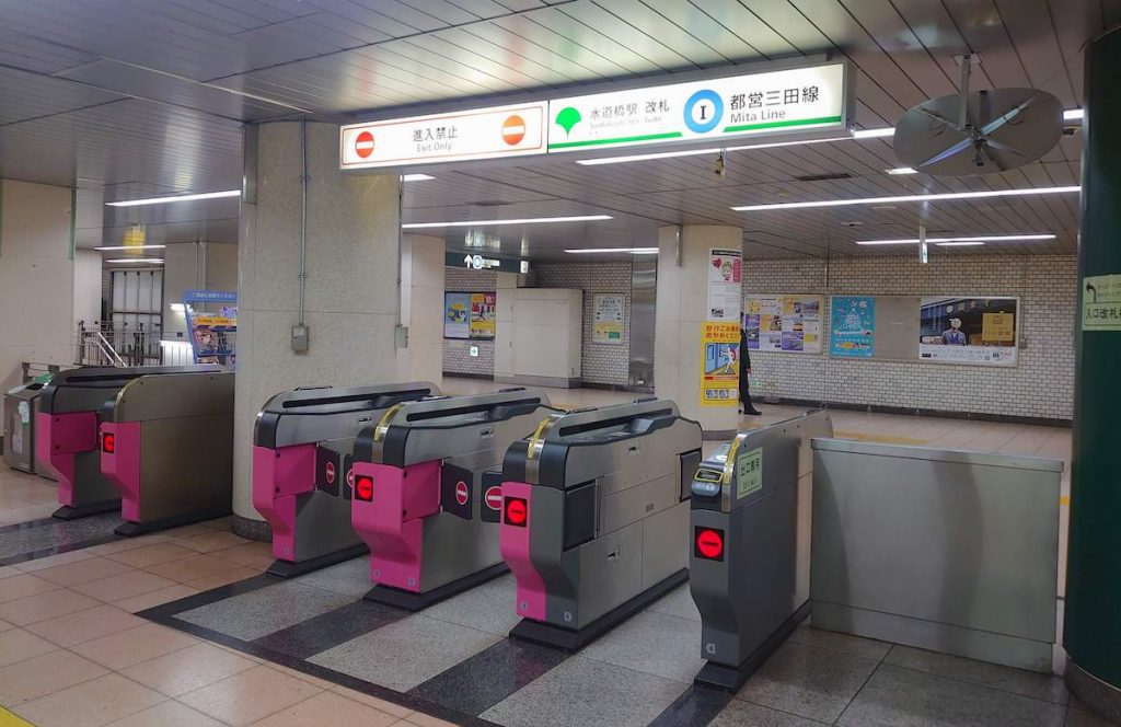 都営地下鉄三田線水道橋駅から東京ドームへのアクセス画像1