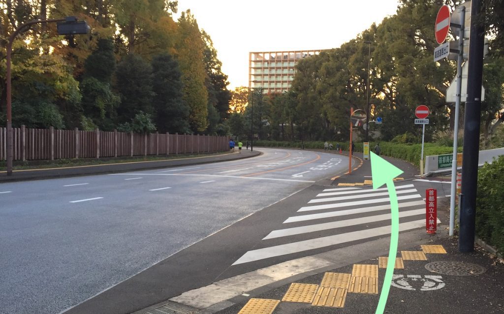 JR信濃町駅から新国立競技場(オリンピックスタジアム)へのアクセス画像8