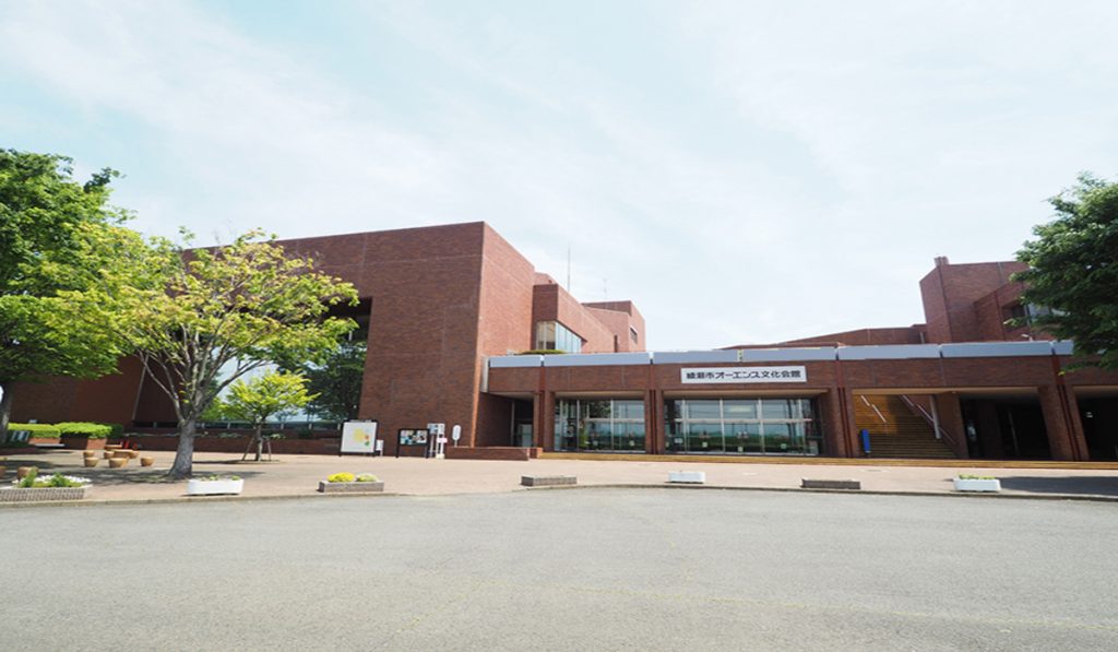 綾瀬市オーエンス文化会館の外観画像