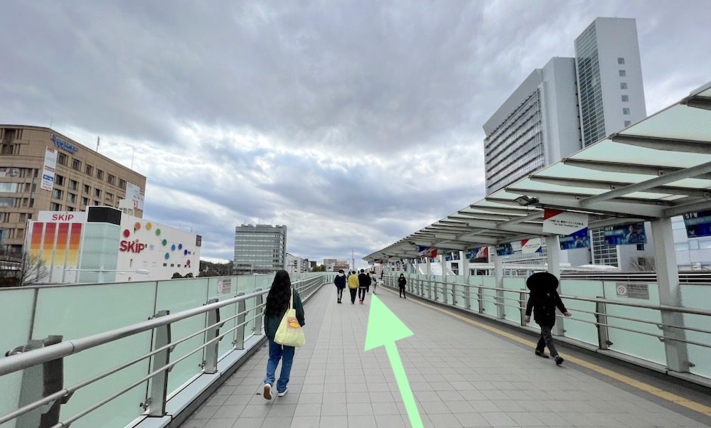 新横浜駅から日産スタジアム(横浜国際総合競技場)へのアクセス画像8