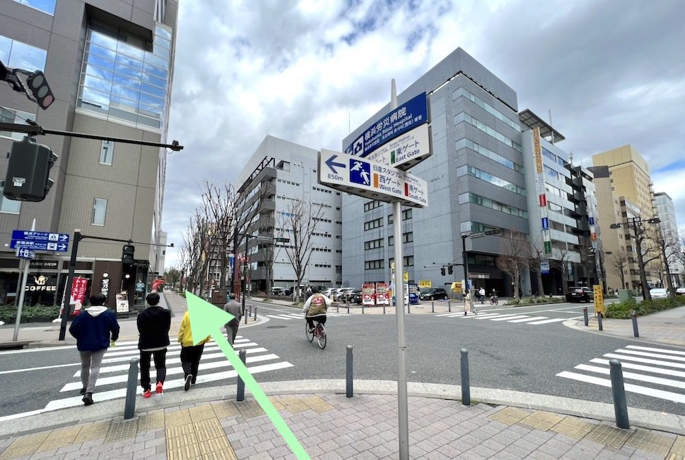 新横浜駅から日産スタジアム(横浜国際総合競技場)へのアクセス画像11