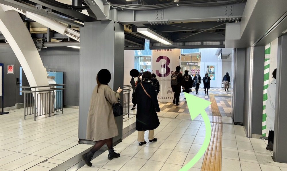 JR線渋谷駅から東急シアターオーブへのアクセス画像3