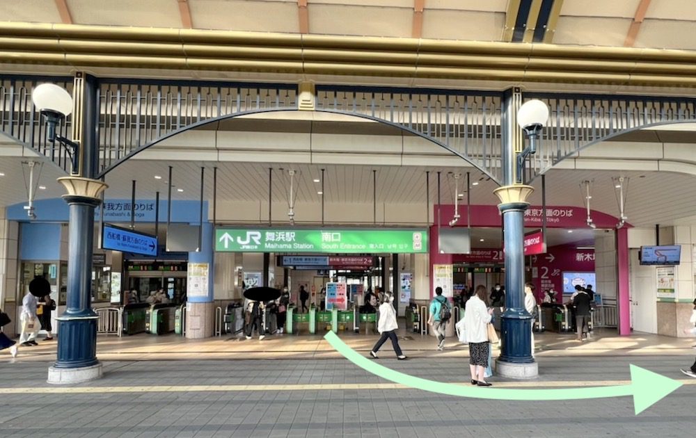 JR舞浜駅(イクスピアリ内を通る行き方)から舞浜アンフィシアターへのアクセス画像1