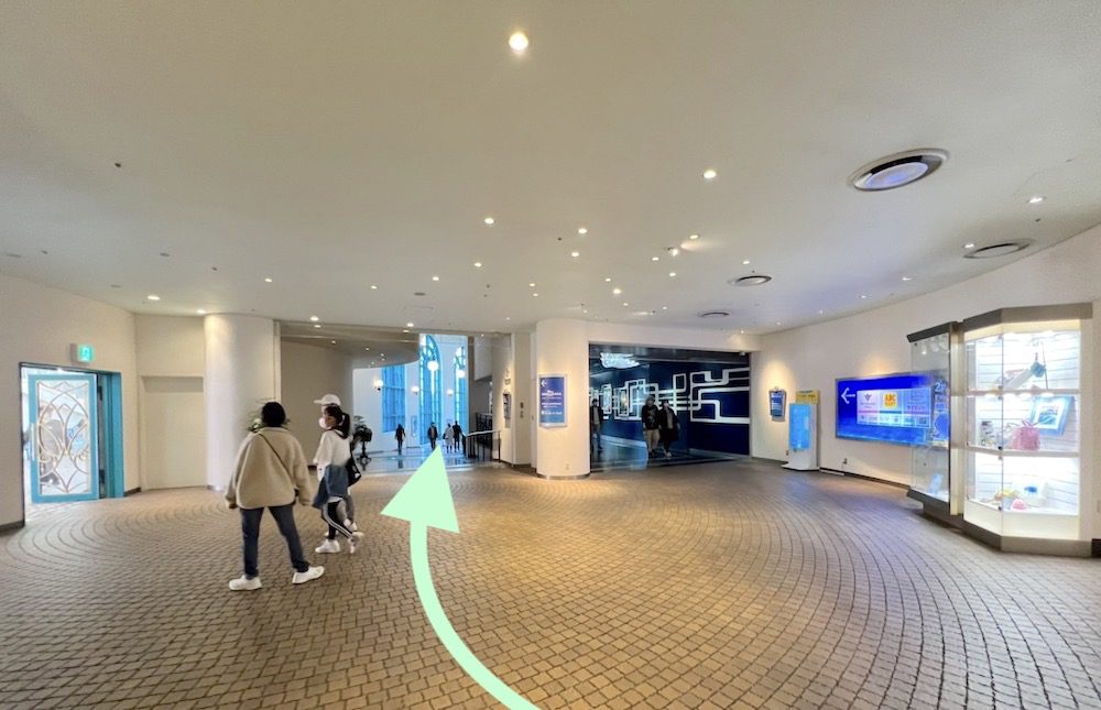 JR舞浜駅(イクスピアリ内を通る行き方)から舞浜アンフィシアターへのアクセス画像9