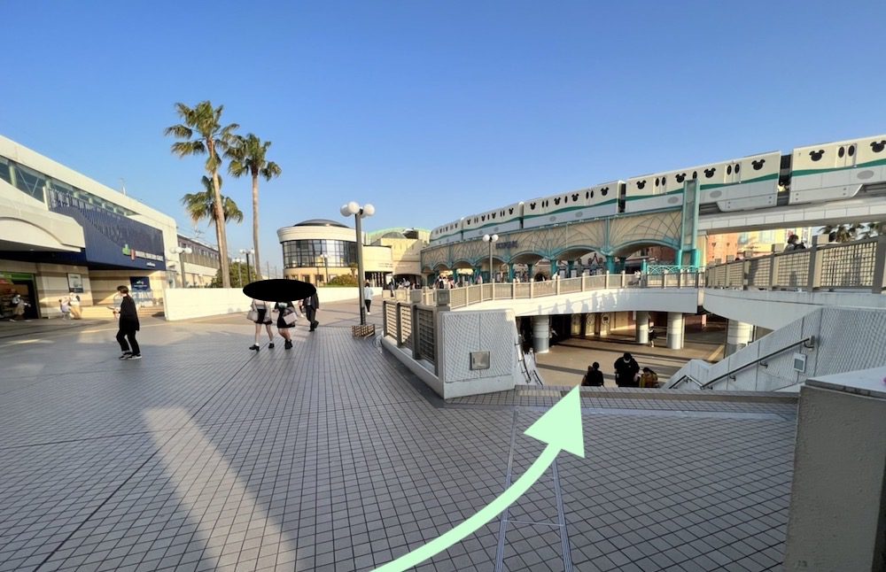 JR舞浜駅(イクスピアリ内を通らない行き方)から舞浜アンフィシアターへのアクセス画像3