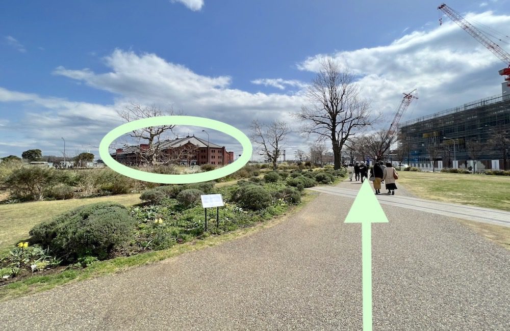 みなとみらい線馬車道駅から横浜赤レンガパークへのアクセス画像7