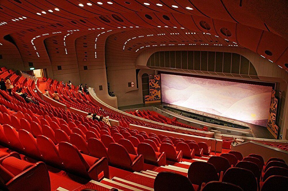 宝塚大劇場・宝塚バウホールのキャパシティ・座席表画像