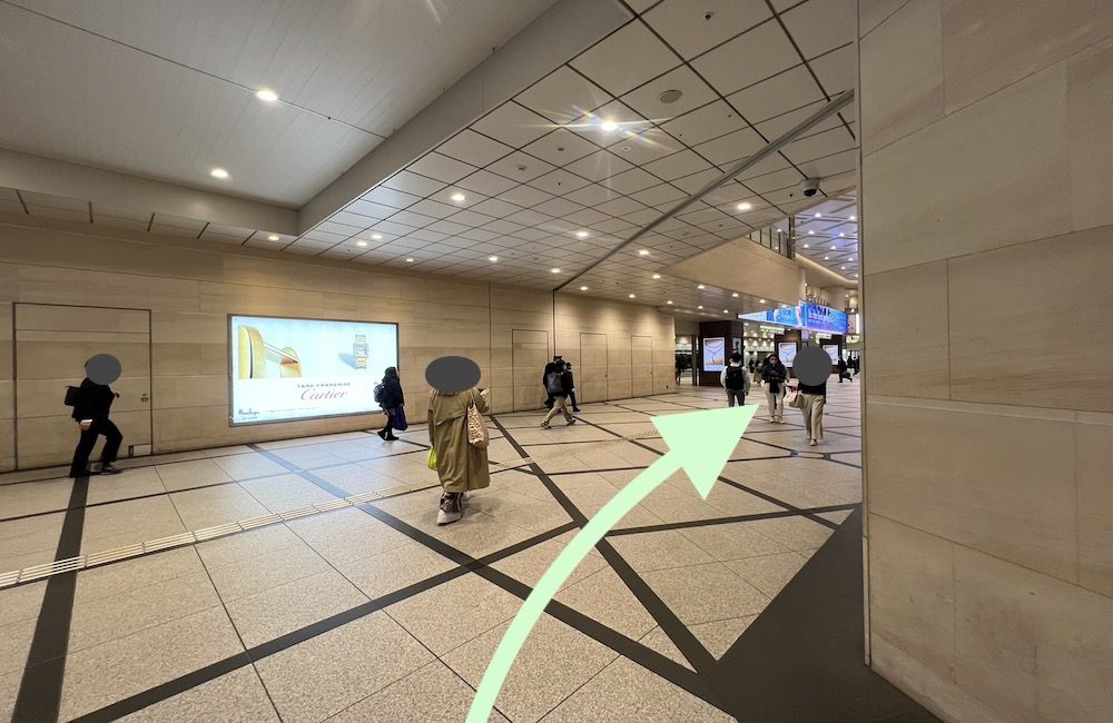 御堂筋線梅田駅から梅田芸術劇場へのアクセス画像4