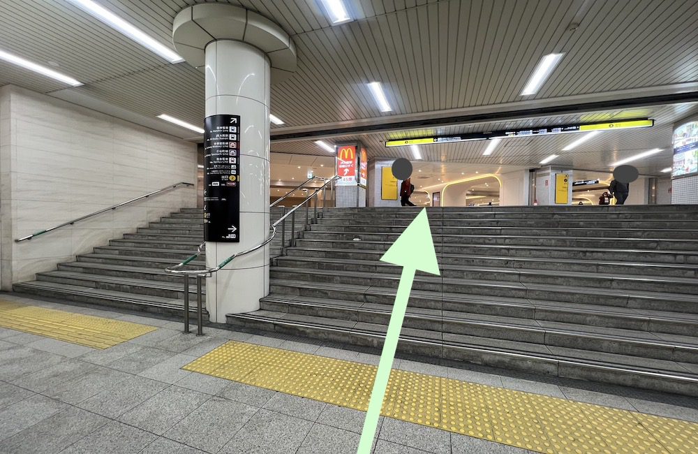 四つ橋線西梅田駅から梅田芸術劇場へのアクセス画像2
