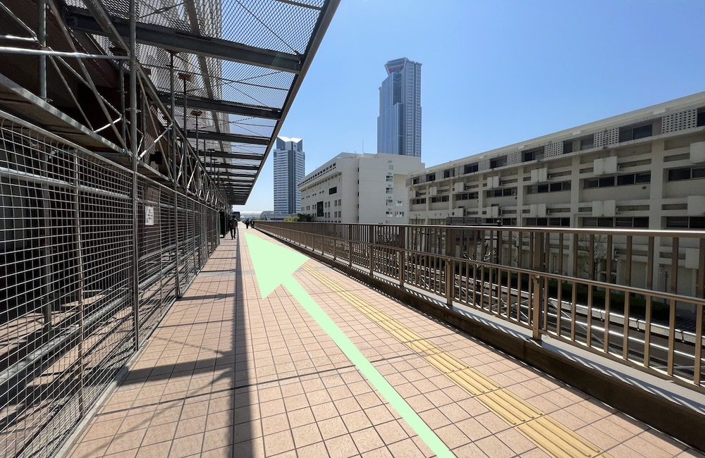 大阪メトロ中央線コスモスクエア駅からインテックス大阪へのアクセス画像6