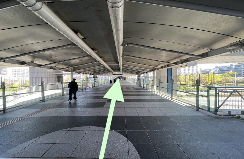 大阪メトロ南港ポートタウン線トレードセンター駅からインテックス大阪へのアクセス画像10